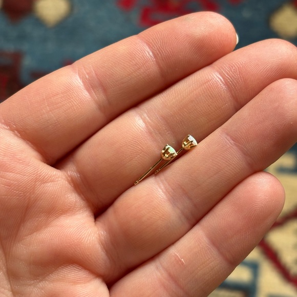 Vintage Opal Gold Studs - Picture 3 of 8
